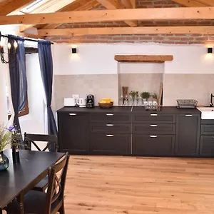 Bruno Old Town Apartman