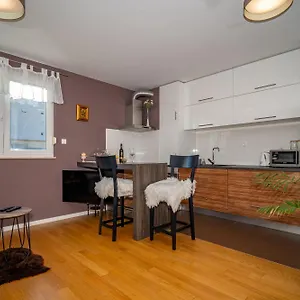 Saga Apartman Split